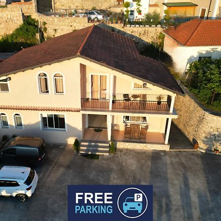 Bed and Breakfast Vila Ama Krujë Exterior foto