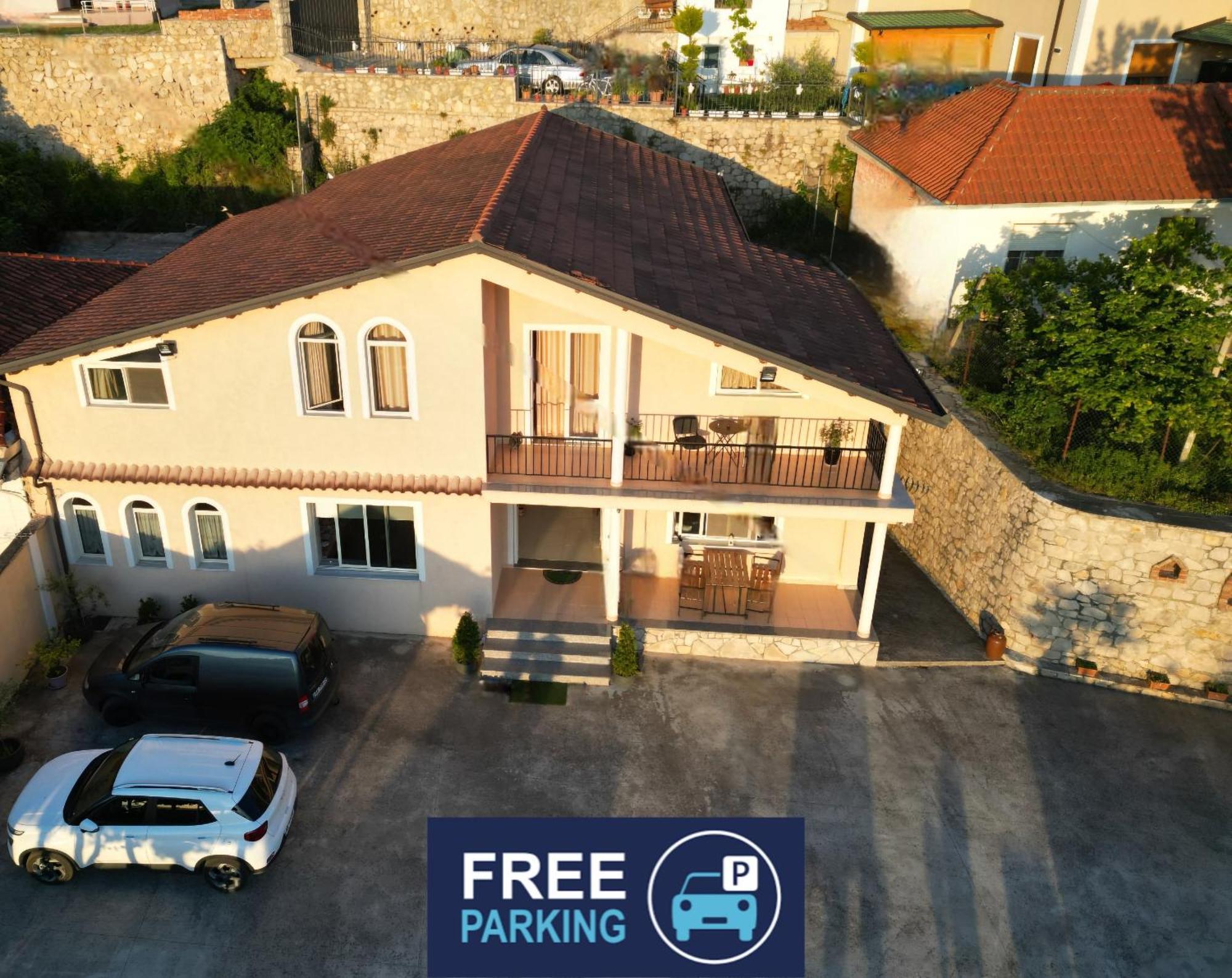 Bed and Breakfast Vila Ama Krujë Exterior foto